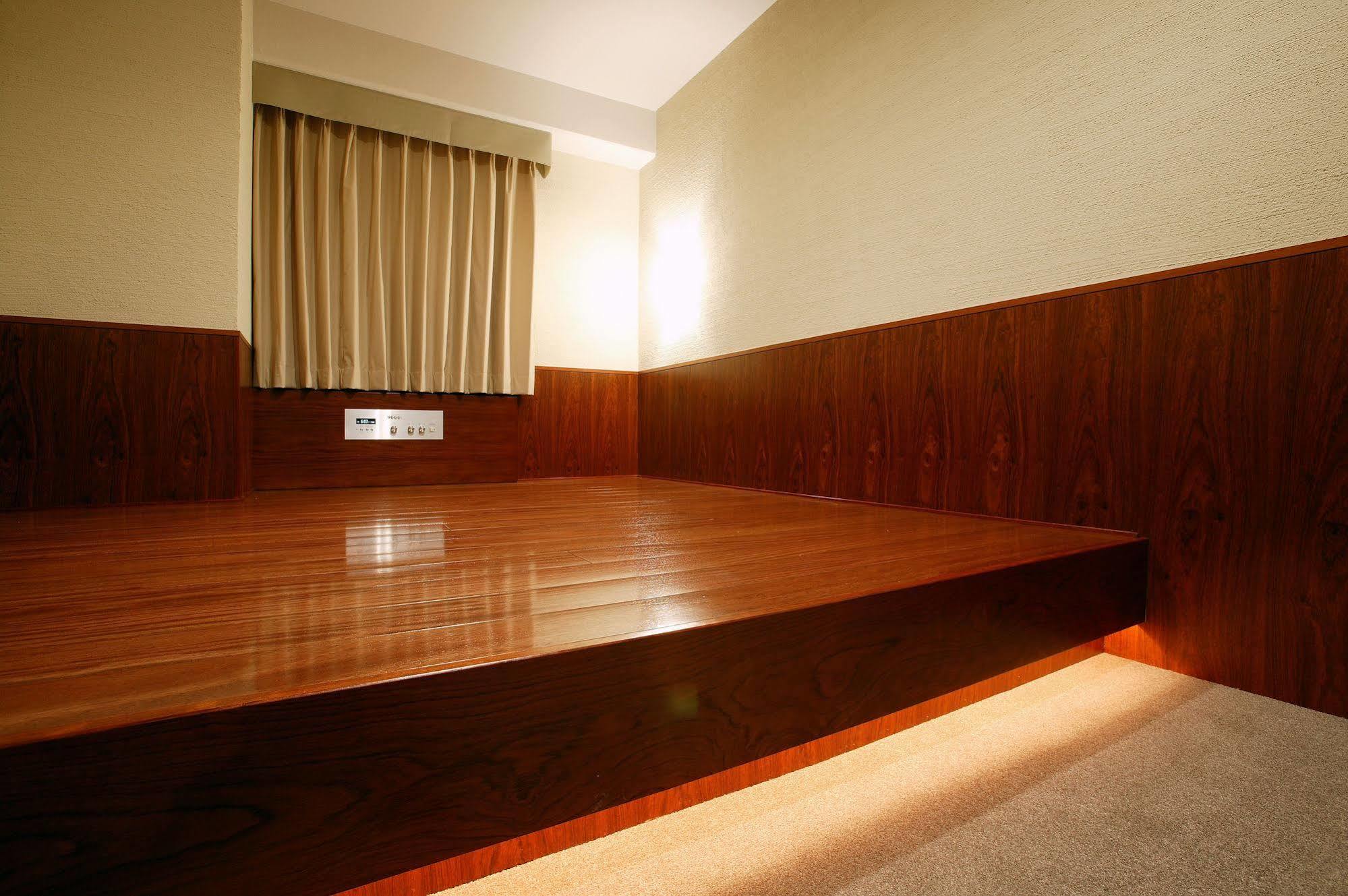Okayama View Hotel Екстер'єр фото